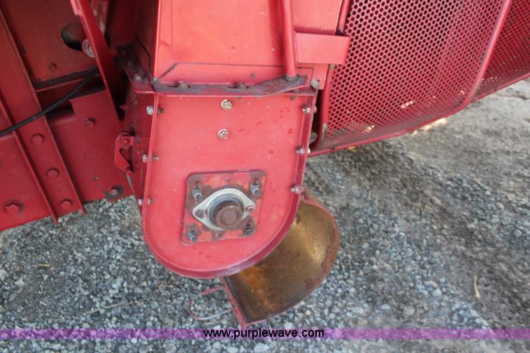 image for item I5751 1998 Case IH 2388 RWA combine
