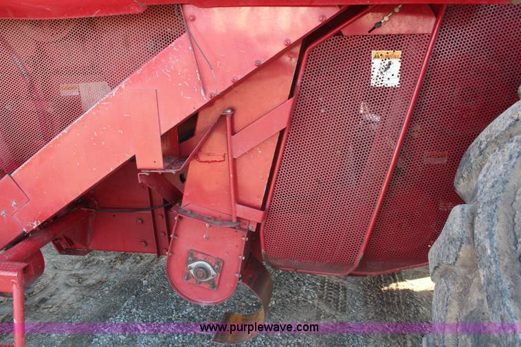 image for item I5751 1998 Case IH 2388 RWA combine