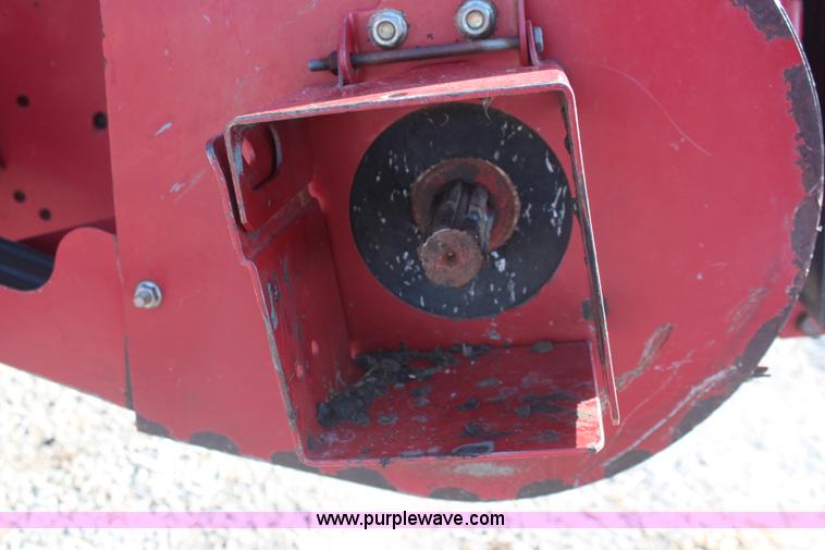 image for item I5751 1998 Case IH 2388 RWA combine