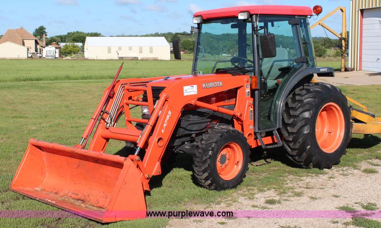 image for item I5759 2003 Kubota L3430 MFWD tractor
