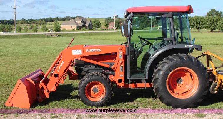 image for item I5759 2003 Kubota L3430 MFWD tractor