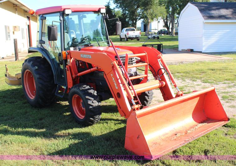 image for item I5759 2003 Kubota L3430 MFWD tractor