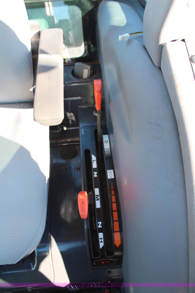 image for item I5759 2003 Kubota L3430 MFWD tractor