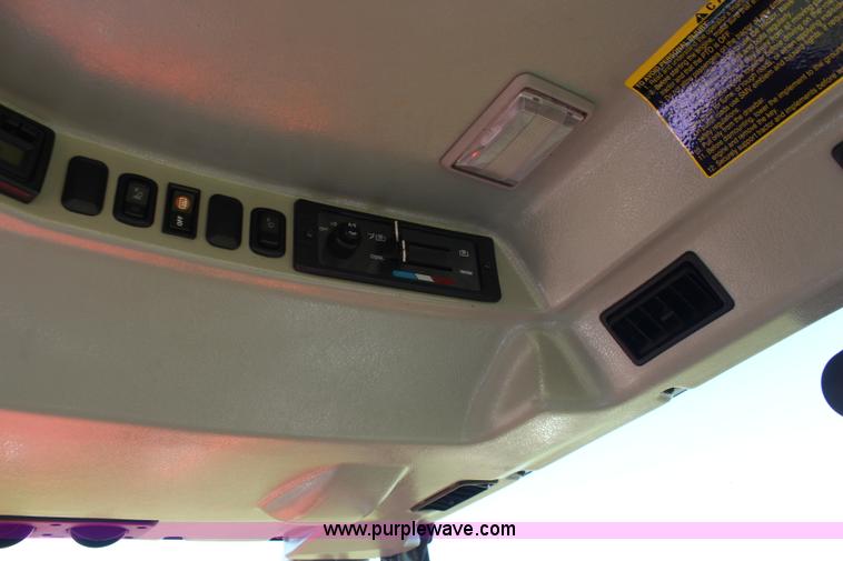 image for item I5759 2003 Kubota L3430 MFWD tractor