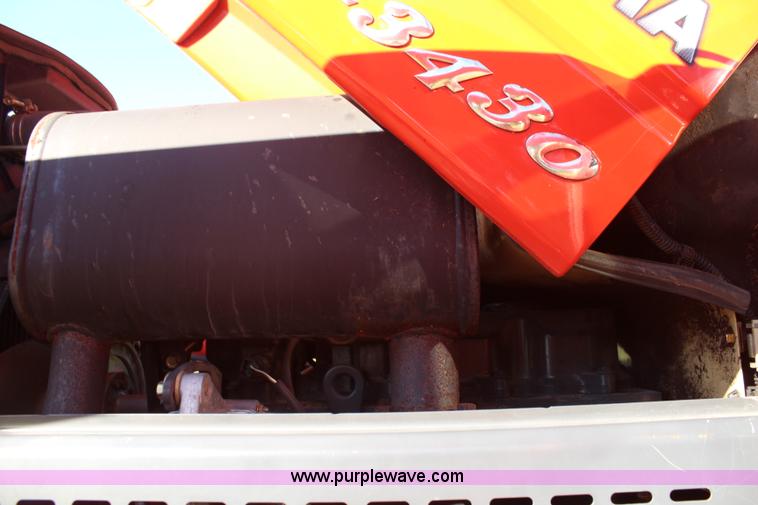 image for item I5759 2003 Kubota L3430 MFWD tractor