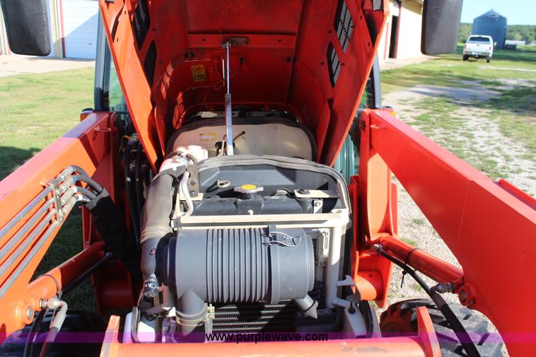 image for item I5759 2003 Kubota L3430 MFWD tractor