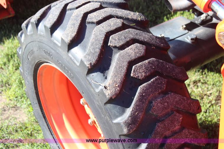 image for item I5759 2003 Kubota L3430 MFWD tractor