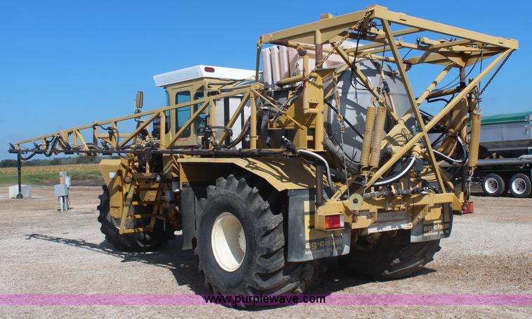 image for item I5856 1996 Ag-Chem Big A 2800 self-propelled sprayer