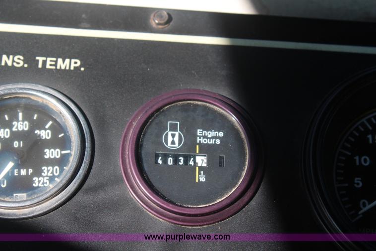 image for item I5856 1996 Ag-Chem Big A 2800 self-propelled sprayer