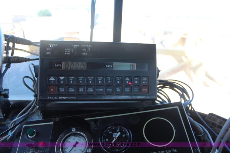 image for item I5856 1996 Ag-Chem Big A 2800 self-propelled sprayer