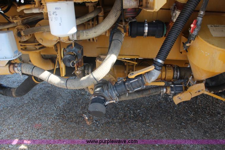 image for item I5856 1996 Ag-Chem Big A 2800 self-propelled sprayer