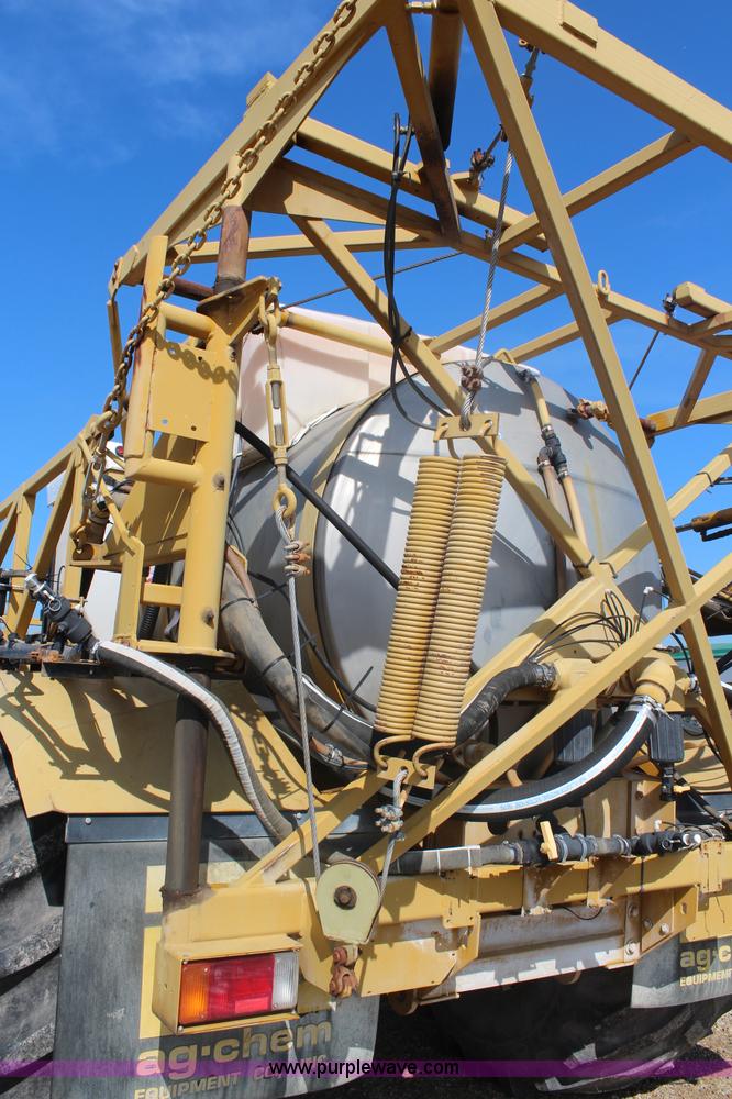 image for item I5856 1996 Ag-Chem Big A 2800 self-propelled sprayer
