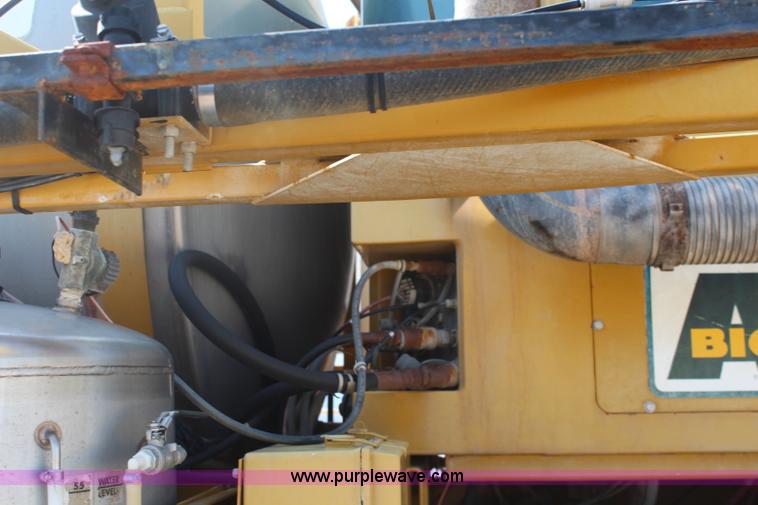 image for item I5856 1996 Ag-Chem Big A 2800 self-propelled sprayer