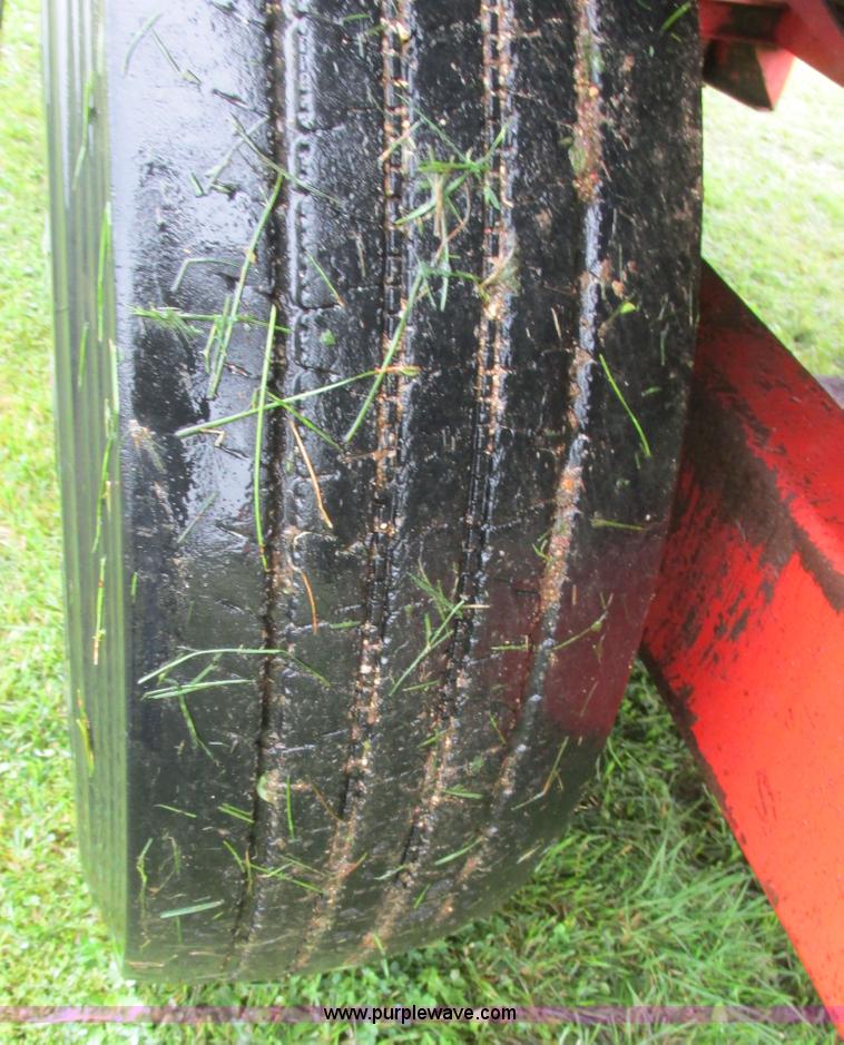 image for item I6149 Knight RA2300 feed mixer wagon