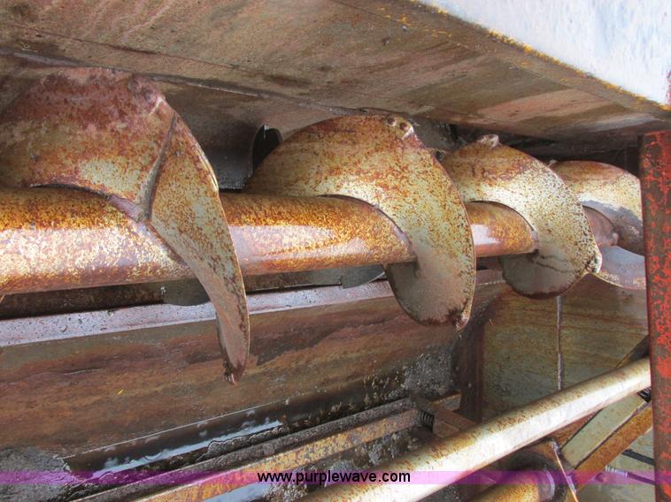 image for item I6149 Knight RA2300 feed mixer wagon