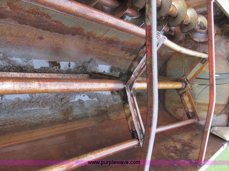 image for item I6149 Knight RA2300 feed mixer wagon