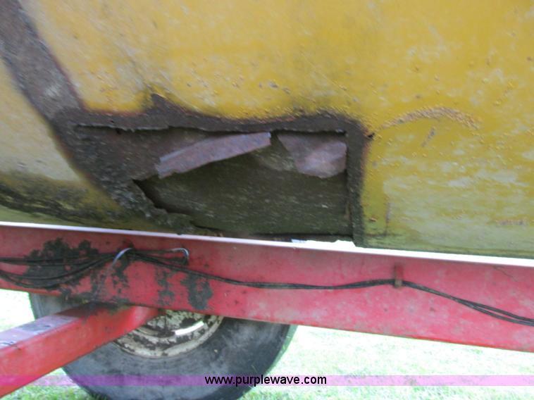 image for item I6149 Knight RA2300 feed mixer wagon