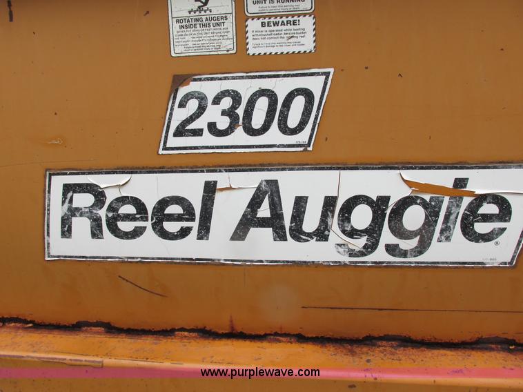 image for item I6149 Knight RA2300 feed mixer wagon