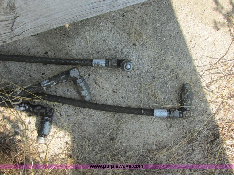 image for item I6174 Farm Hand F140B loader