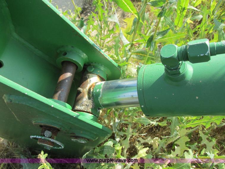 image for item I6174 Farm Hand F140B loader