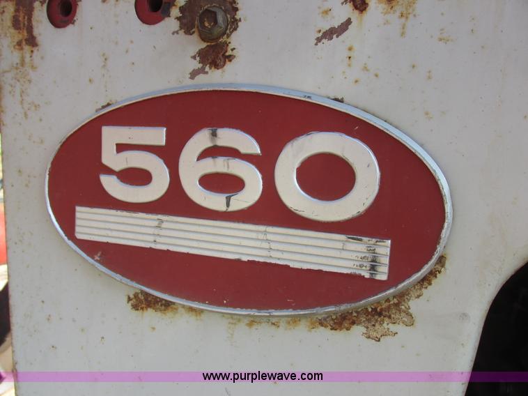 image for item I6176 McCormick Farmall 560 tractor