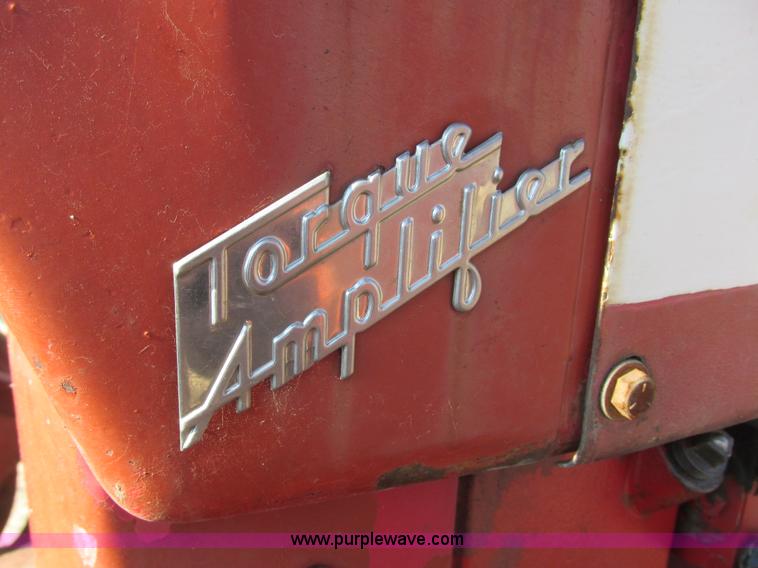 image for item I6177 McCormick Farmall 400 tractor