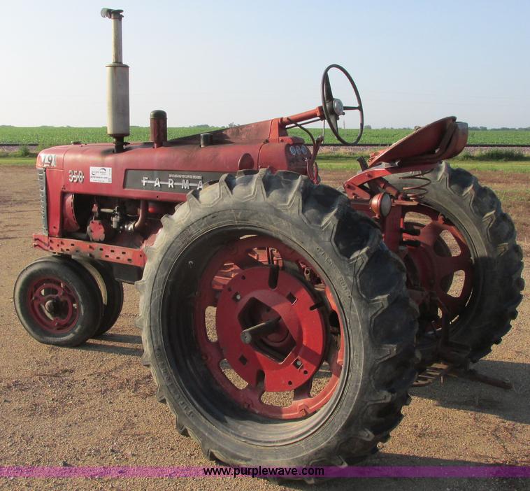 image for item I6178 McCormick Farmall 350 tractor