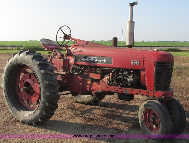 image for item I6178 McCormick Farmall 350 tractor
