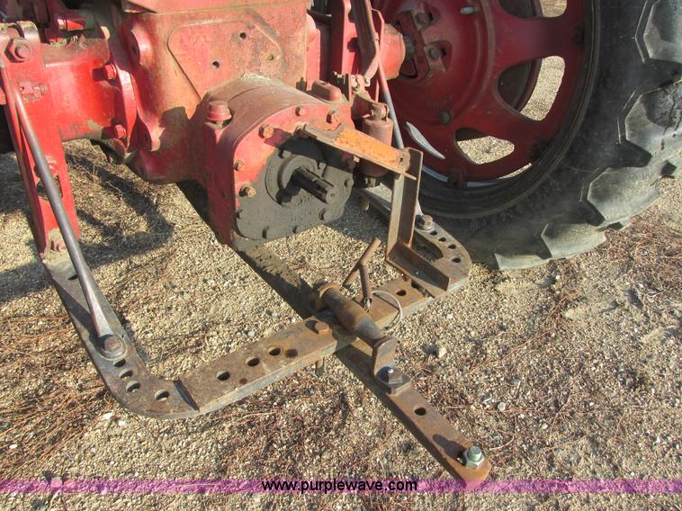 image for item I6178 McCormick Farmall 350 tractor