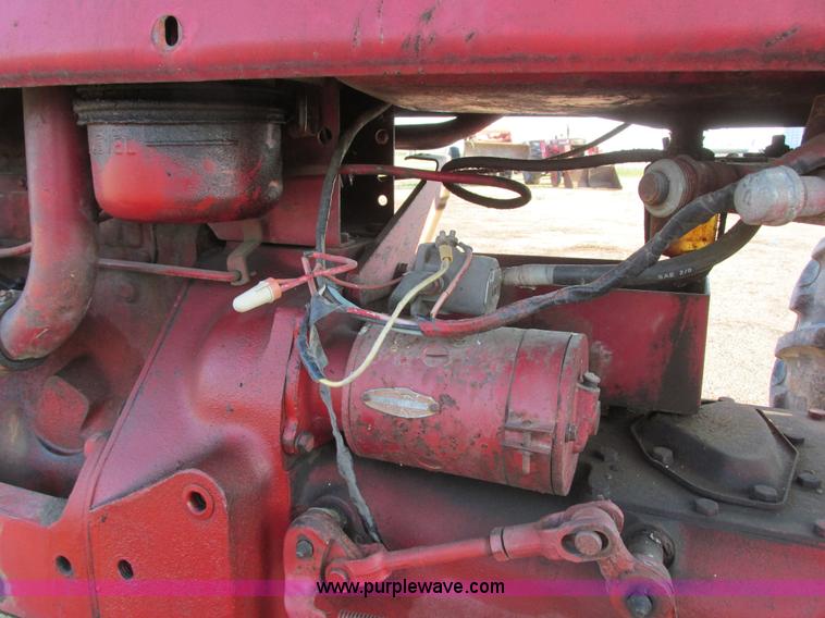 image for item I6178 McCormick Farmall 350 tractor