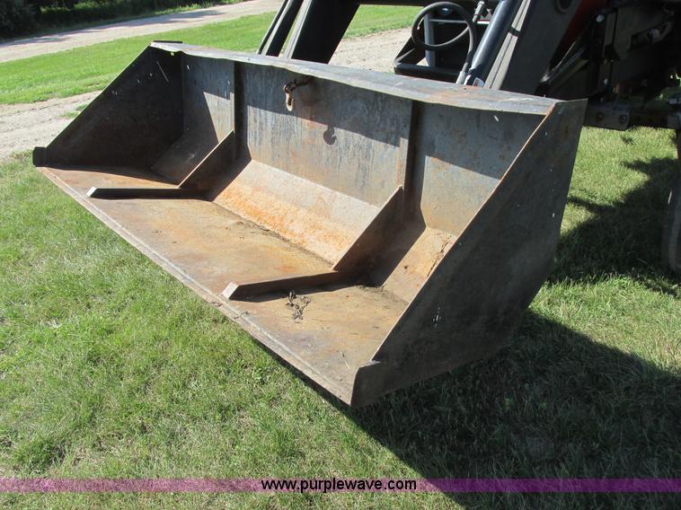 image for item I6193 1979 Massey Ferguson 255 tractor