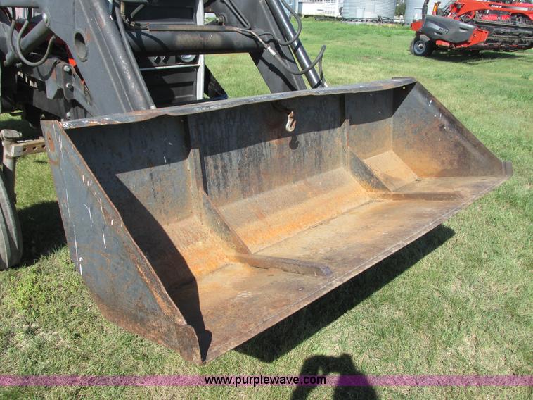 image for item I6193 1979 Massey Ferguson 255 tractor