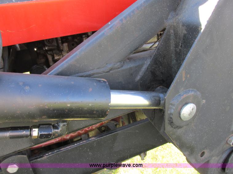 image for item I6193 1979 Massey Ferguson 255 tractor