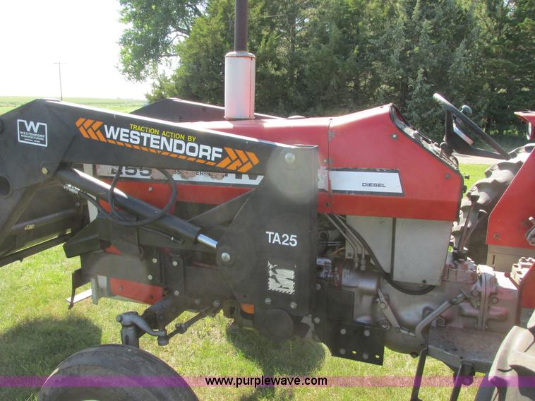 image for item I6193 1979 Massey Ferguson 255 tractor