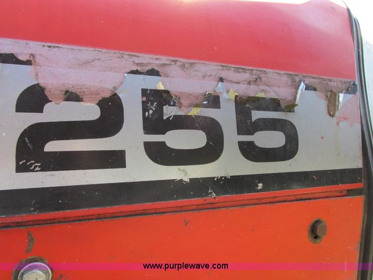 image for item I6193 1979 Massey Ferguson 255 tractor