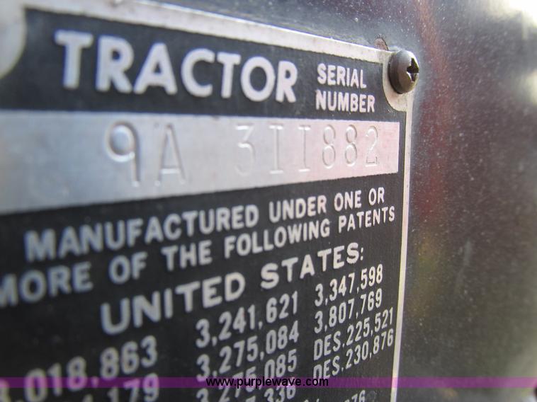 image for item I6193 1979 Massey Ferguson 255 tractor