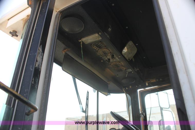 image for item I7260 Ag-Chem TerraGator 2505 floater