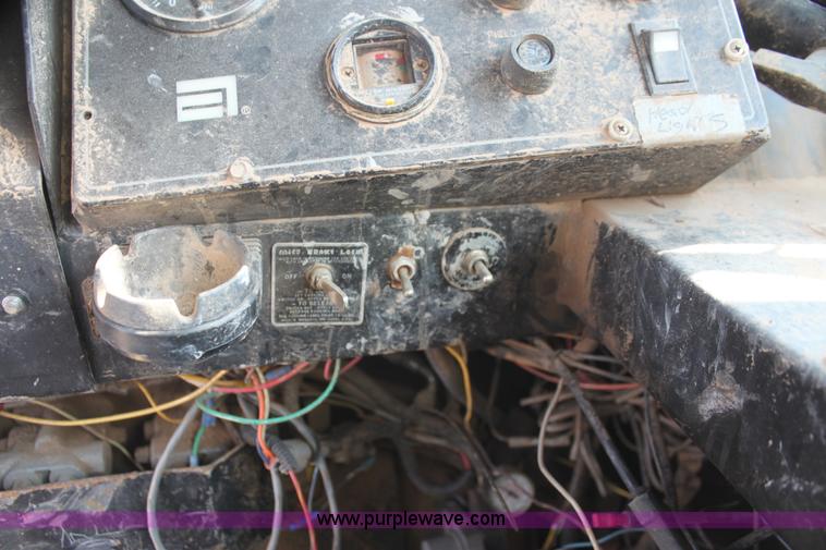 image for item I7260 Ag-Chem TerraGator 2505 floater