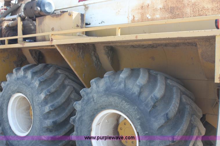 image for item I7260 Ag-Chem TerraGator 2505 floater