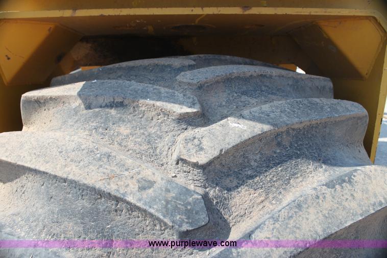 image for item I7260 Ag-Chem TerraGator 2505 floater