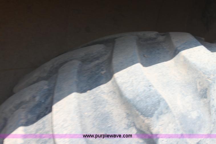 image for item I7260 Ag-Chem TerraGator 2505 floater