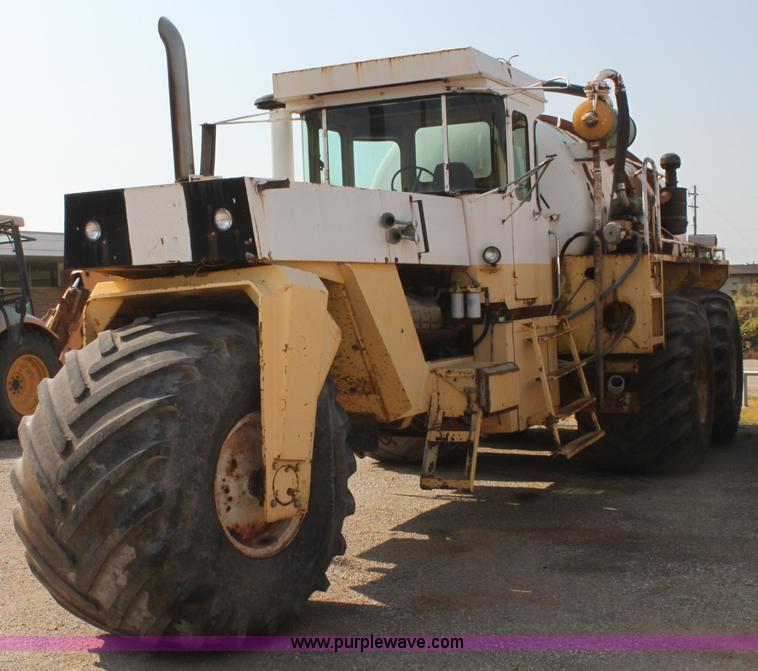 image for item I7261 Ag-Chem TerraGator 1603 floater