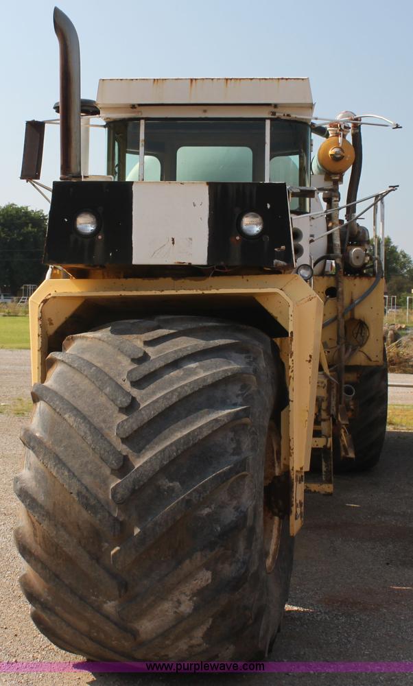 image for item I7261 Ag-Chem TerraGator 1603 floater