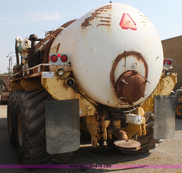 image for item I7261 Ag-Chem TerraGator 1603 floater