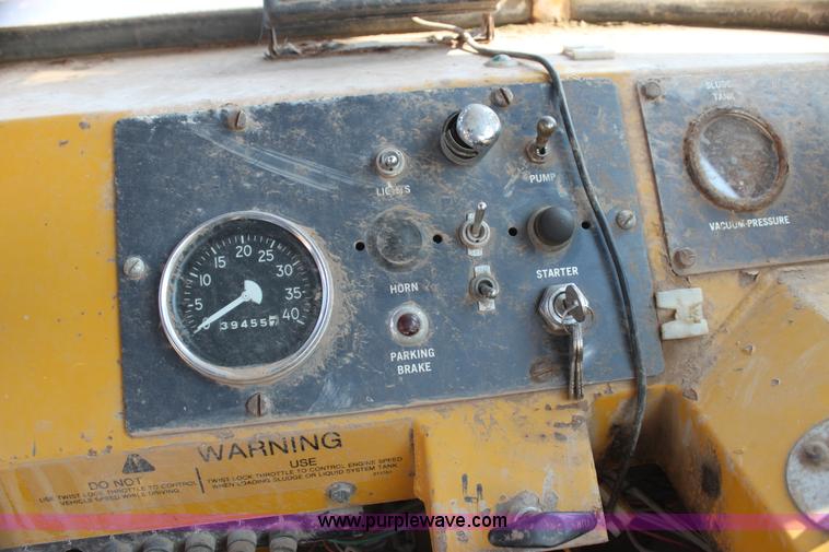 image for item I7261 Ag-Chem TerraGator 1603 floater