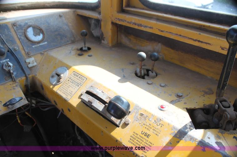 image for item I7261 Ag-Chem TerraGator 1603 floater