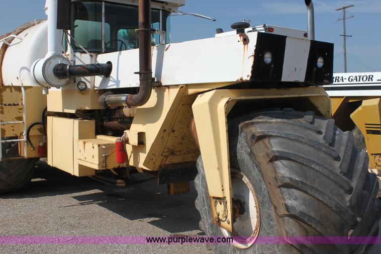 image for item I7261 Ag-Chem TerraGator 1603 floater