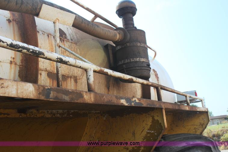 image for item I7261 Ag-Chem TerraGator 1603 floater