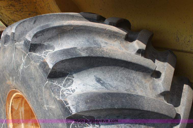 image for item I7261 Ag-Chem TerraGator 1603 floater