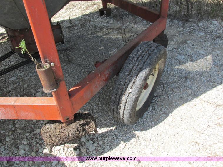 image for item I8965 G&T 570 grain dryer